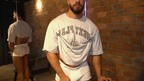 Snapshot of james_axel chatting on February 8, 2:38 pm James Axel online show from February 8, 2:38 pm