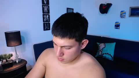 james_cr online show from May 5, 12:23 am