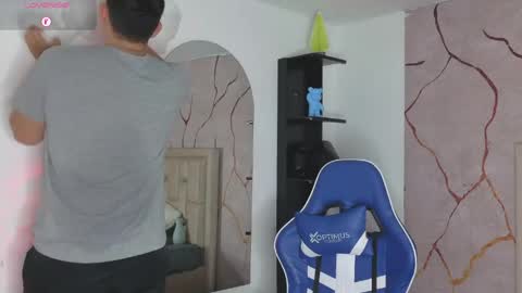 james_cr online show from May 9, 3:57 pm