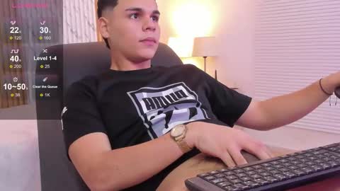 James online show from November 14, 8:54 pm