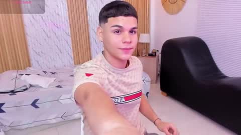 James online show from September 30, 8:01 pm