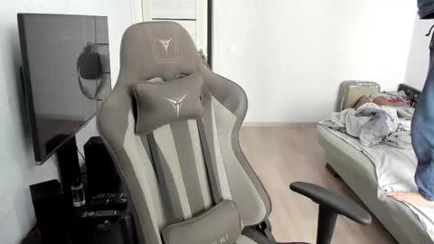 James online show from January 8, 8:52 am