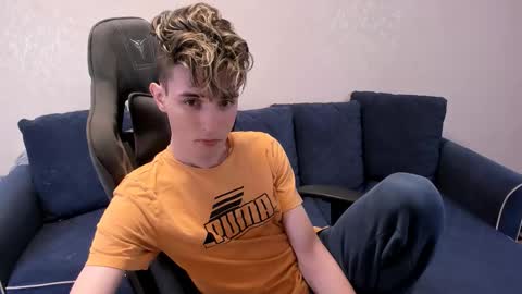 James online show from November 12, 7:30 pm