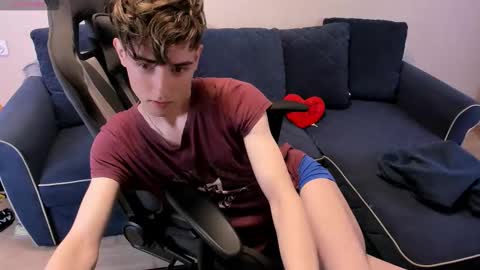 James online show from September 20, 9:15 pm