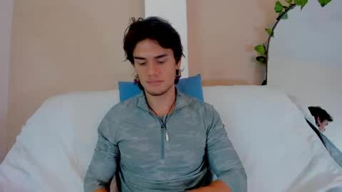 james_morrisonm online show from May 13, 2:47 pm