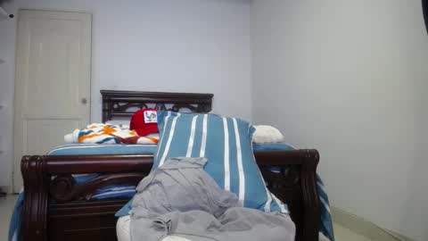 james_x28 online show from November 8, 5:10 am