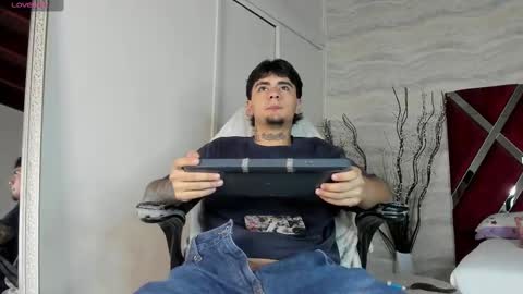 Snapshot of jamesdekker chatting on September 25, 8:52 pm jamesdekker online show from September 25, 8:52 pm