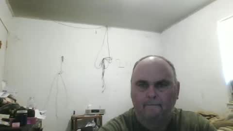 Hey online show from September 29, 5:42 pm