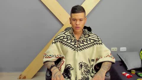 Jamesinked  online show from December 23, 3:01 pm