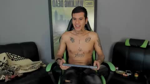 Jamesinked  online show from February 17, 4:26 pm