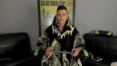 Jamesinked  online show from December 20, 1:58 am