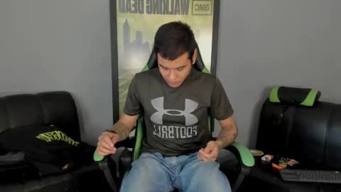 Jamesinked  online show from February 10, 4:36 pm