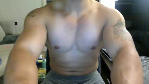 jamesmo820913 online show from October 19, 10:40 am