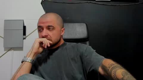 JamesMyers online show from May 17, 3:25 am