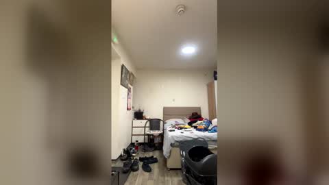 jamesoil632 online show from March 31, 8:43 pm