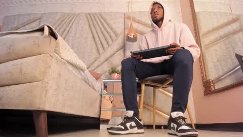 James  online show from February 23, 11:28 am