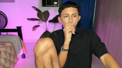 Snapshot of jamess_blanco chatting on September 27, 12:41 am jamess_blanco online show from September 27, 12:41 am