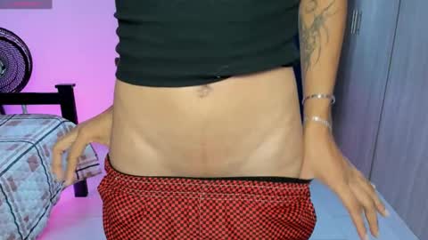 Snapshot of jamess_blanco chatting on October 9, 9:09 pm jamess_blanco online show from October 9, 9:09 pm