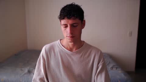 Snapshot of jamesss____ chatting on January 7, 6:03 pm jamesss____ online show from January 7, 6:03 pm