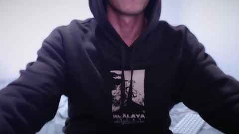 Snapshot of jamesss____ chatting on February 11, 4:56 pm jamesss____ online show from February 11, 4:56 pm