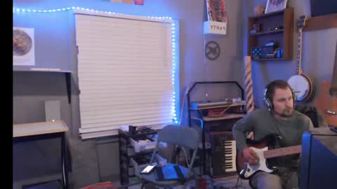 Jameswebbscope online show from April 28, 5:56 am