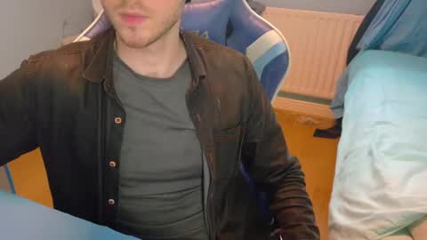 Snapshot of jamie_lad chatting on February 15, 8:54 am Jamie online show from February 15, 8:54 am