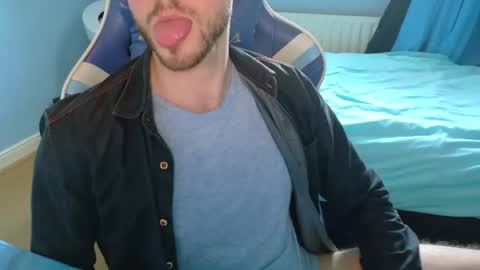 Snapshot of jamie_lad chatting on January 11, 11:56 am Jamie online show from January 11, 11:56 am
