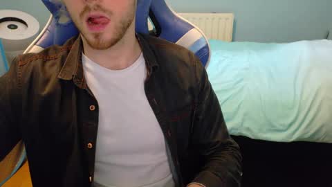 Snapshot of jamie_lad chatting on January 21, 1:39 pm Jamie online show from January 21, 1:39 pm