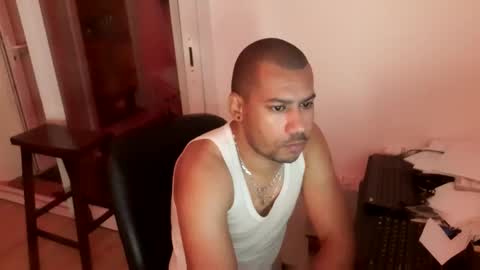 Snapshot of jamielonnas chatting on October 14, 4:25 pm Jamie Lonnas online show from October 14, 4:25 pm