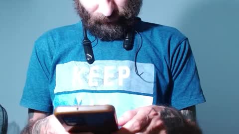 Snapshot of jammes_owen chatting on October 1, 7:29 pm Jammes. online show from October 1, 7:29 pm