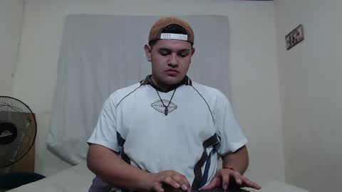 jason_boy_ online show from May 31, 6:47 am