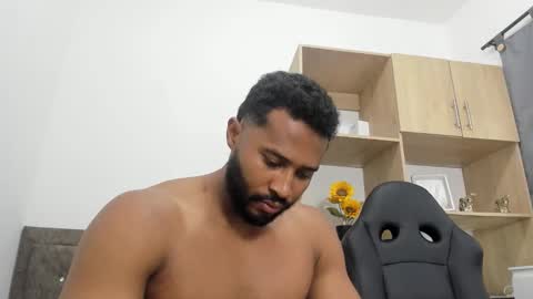 Snapshot of jason_fenix chatting on October 4, 9:41 pm Jason online show from October 4, 9:41 pm