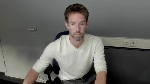 Snapshot of jasonberg29 chatting on October 2, 1:15 pm Jason online show from October 2, 1:15 pm