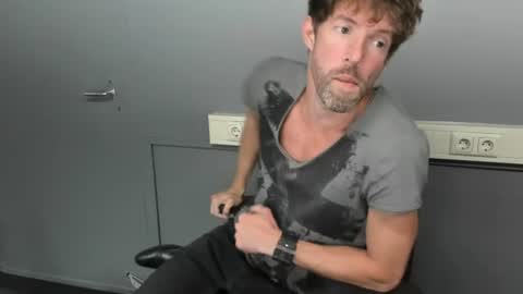 Jason online show from August 7, 11:28 am