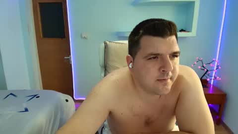 Snapshot of jasonjacks8 chatting on October 22, 10:41 am JasonJacks online show from October 22, 10:41 am