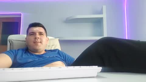 Snapshot of jasonjacks8 chatting on October 16, 10:23 am JasonJacks online show from October 16, 10:23 am