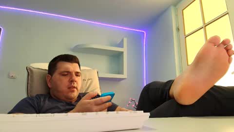 Snapshot of jasonjacks8 chatting on October 24, 11:01 am JasonJacks online show from October 24, 11:01 am