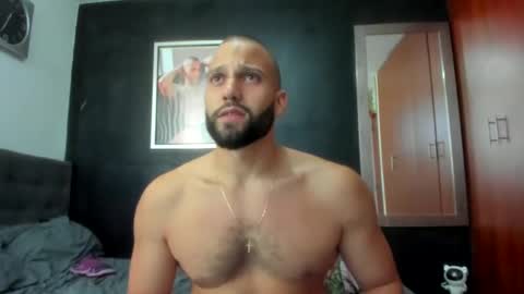 Snapshot of jasonmartiinez chatting on January 29, 4:08 pm online show from January 29, 4:08 pm