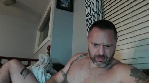 Snapshot of jasonskink99 chatting on October 18, 8:41 am jasonskink99 online show from October 18, 8:41 am