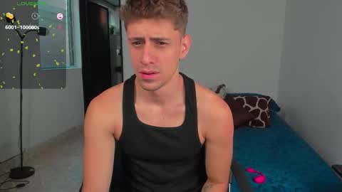 Snapshot of jasper__jones chatting on October 15, 12:02 pm JASPER JONES online show from October 15, 12:02 pm