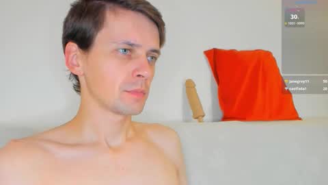 Snapshot of jasper_sun chatting on October 12, 11:32 pm Jasper online show from October 12, 11:32 pm