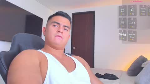 Snapshot of jasperbrooksx chatting on October 22, 10:13 pm JBrooksXx online show from October 22, 10:13 pm