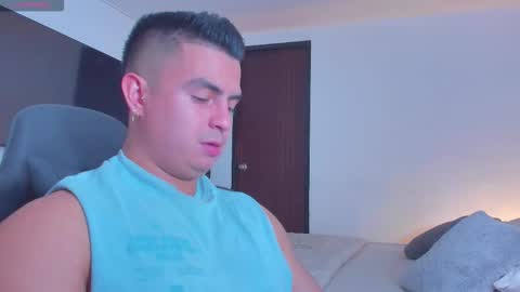 JBrooksXx online show from February 16, 6:39 pm