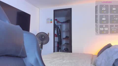 JBrooksXx online show from November 6, 4:04 am