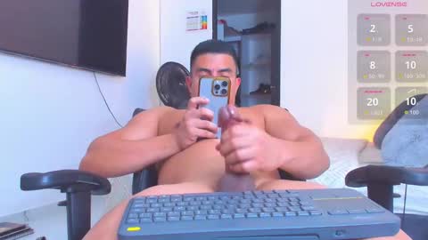 Snapshot of jasperbrooksx chatting on October 16, 3:14 am JBrooksXx online show from October 16, 3:14 am