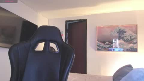 JBrooksXx online show from June 24, 1:25 pm