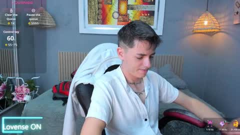 jasperjohnson online show from November 18, 2:48 am