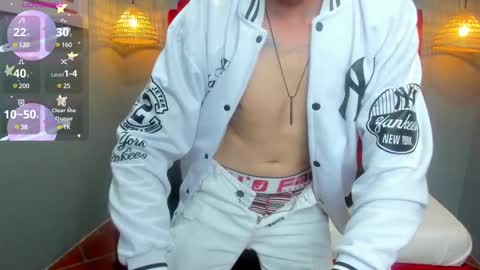 jasperjohnson online show from March 11, 3:48 am