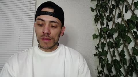 Snapshot of jasson_king01 chatting on January 9, 3:15 am JKing online show from January 9, 3:15 am