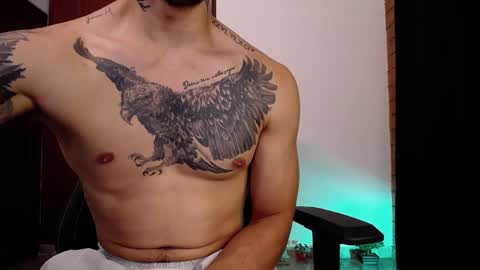 JKing  online show from May 17, 3:47 am